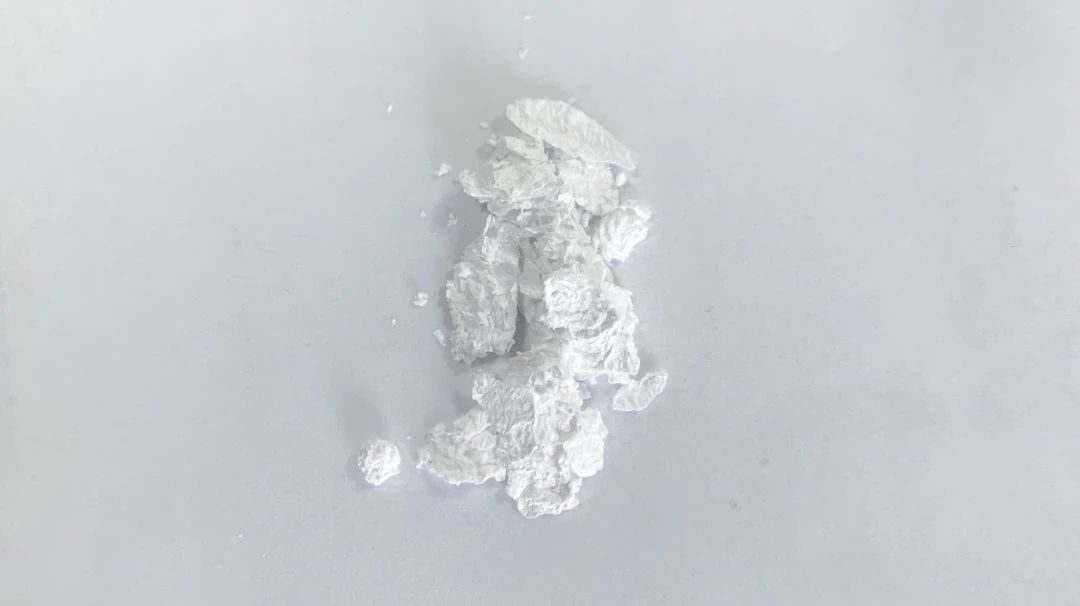 3,29-二苯甲?；闃侨识紎389122-01-4